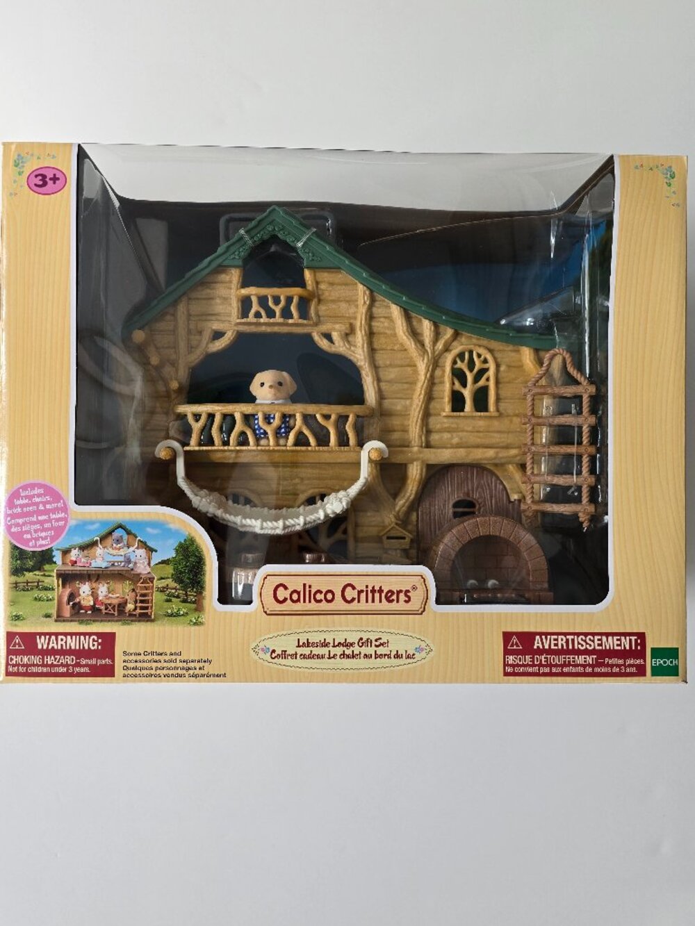 Calico Critters Lakeside Lodge Gift Set, new